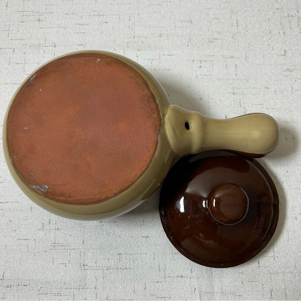 French Onion Soup/Chili Pottery Crock Pot Bowl With Side Handle & Lid Brown